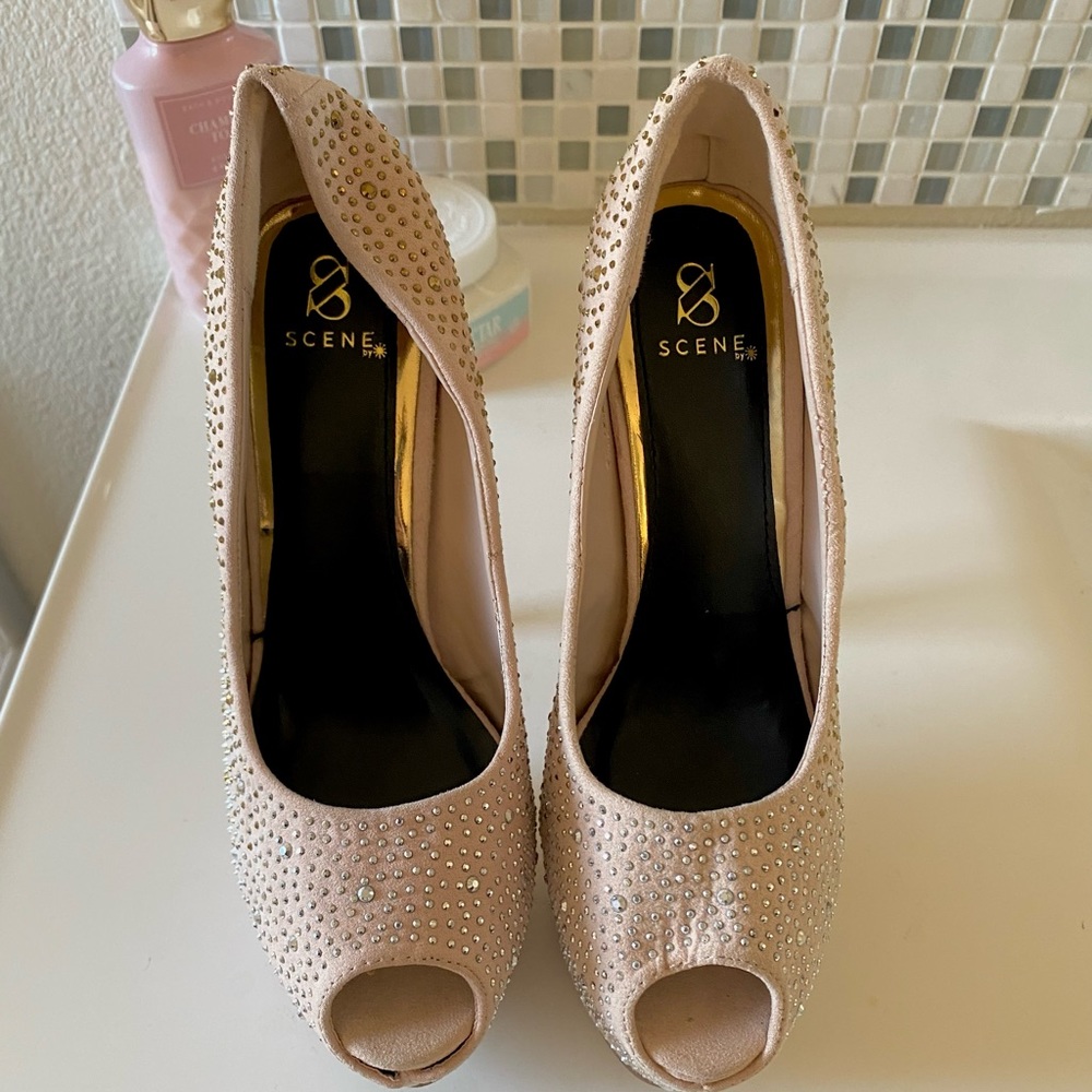 Pink Open Toed Platforms - Picture 3 of 6